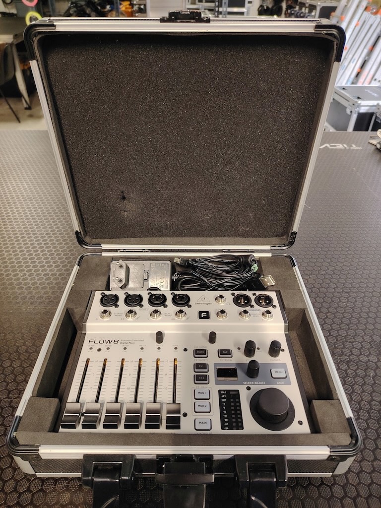 Mixer digitale Behringer Flow8
